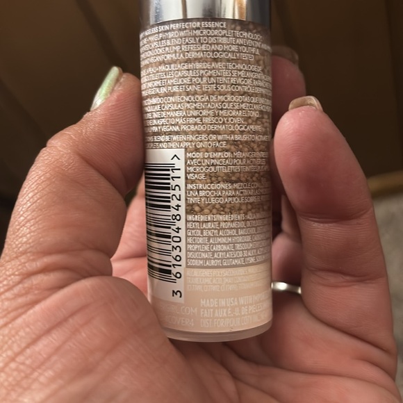 Covergirl and Maybelline makeup bundle - Picture 4 of 8